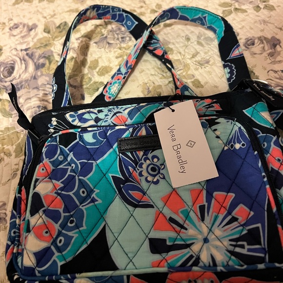 Adjustable strap purse - Picture 3 of 3